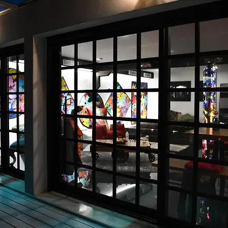 Art Beachfront *