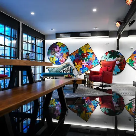 Art Beachfront *